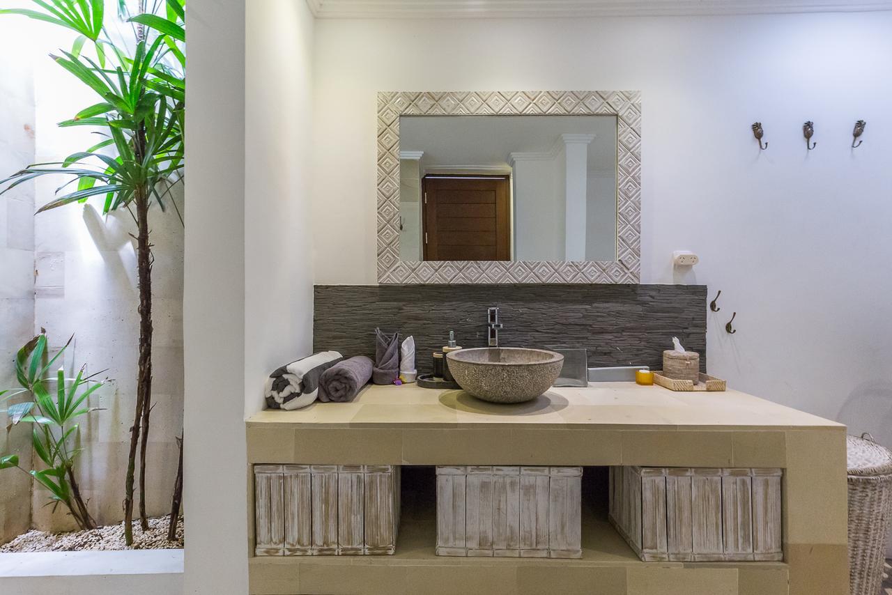 Villa Leelavadee Uluwatu Exteriör bild
