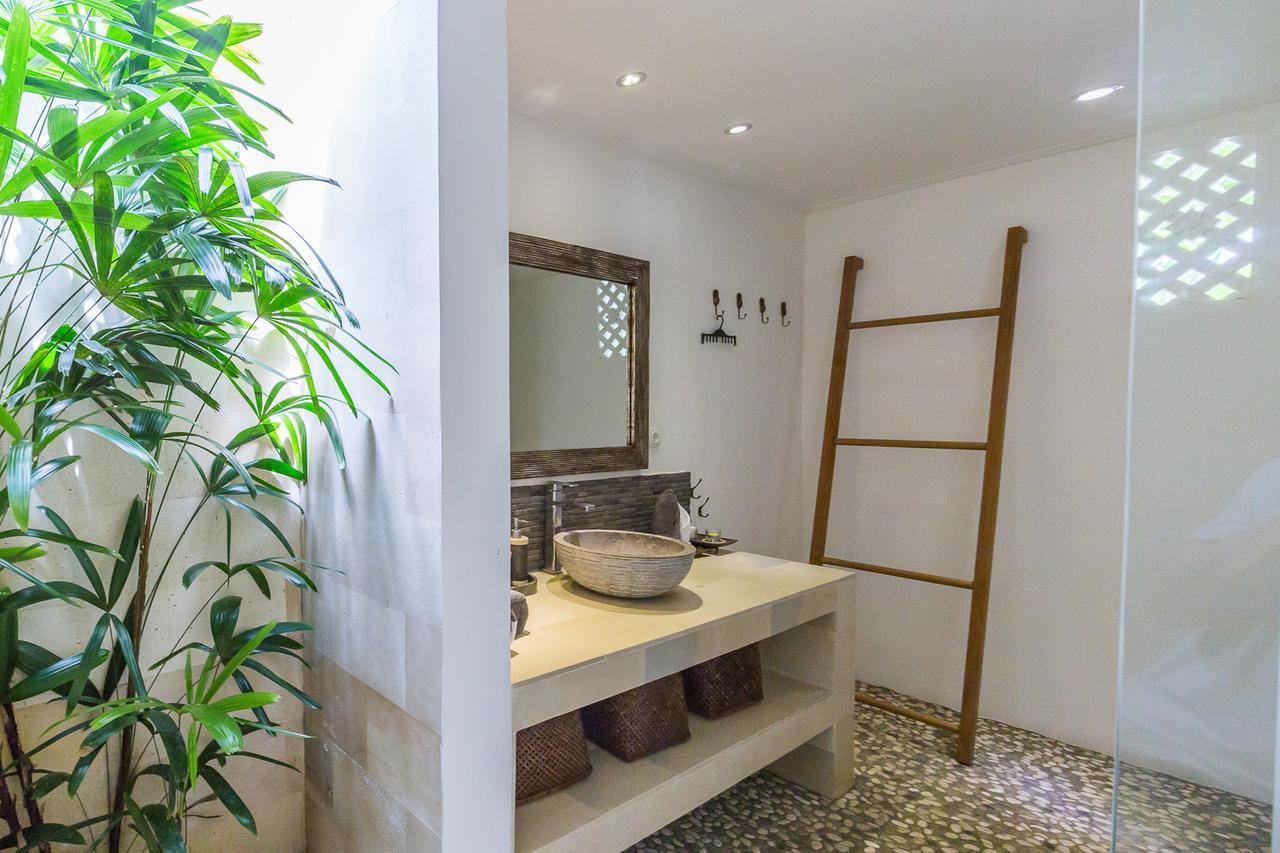 Villa Leelavadee Uluwatu Exteriör bild