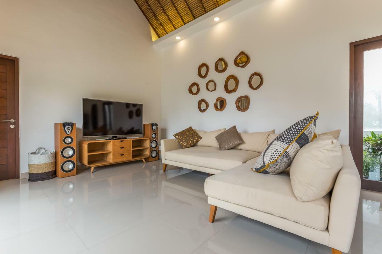 Villa Leelavadee Uluwatu Exteriör bild