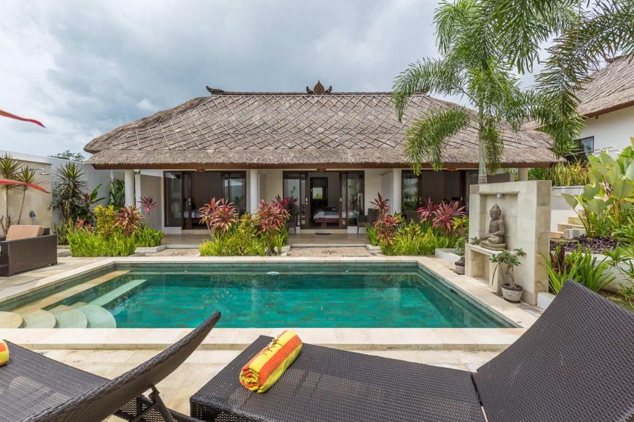 Villa Leelavadee Uluwatu Exteriör bild
